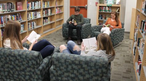 Students reading in the Fourth Floor Media Center. Photo courtesy of FCHS Journalism. 