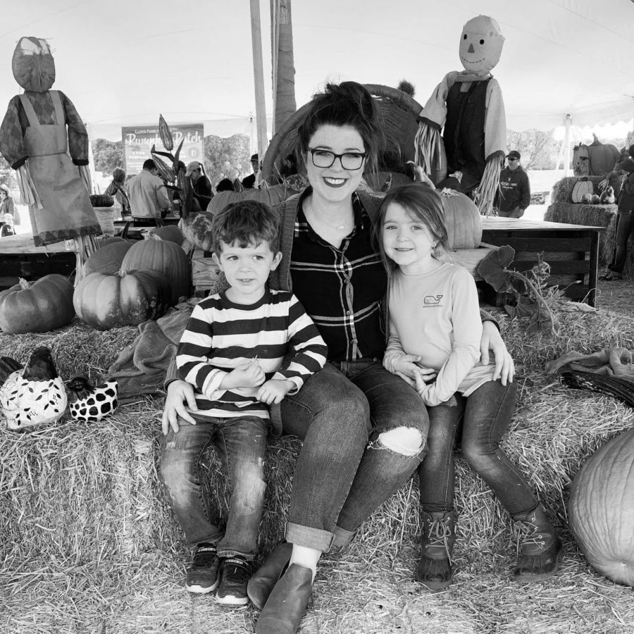 Logan Reed and her two children at Lloyd Family Farms in 2019.