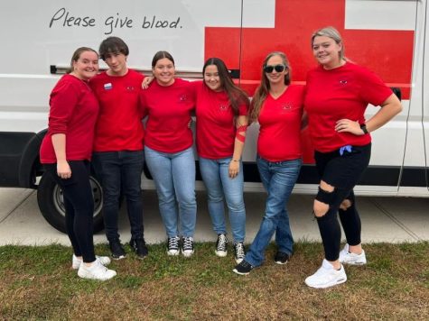 Students who helped with the blood drive. Hailey Carter, Jay Lyons, Gracie Clifton, Sammie Ngov, Sharon Payne, and Makayla Gentry.