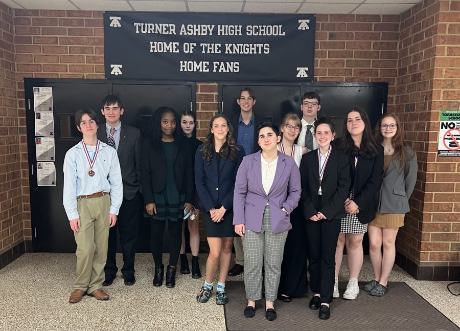 The+FCHS+Debate+team+after+placing+2nd+at+Regionals+at+Turner+Ashby+on+March+18.