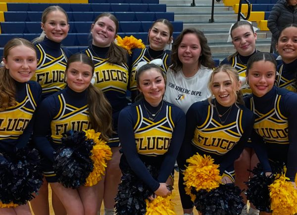 Malaina Paige, top row, 4th from the left, along with the Varsity B team.